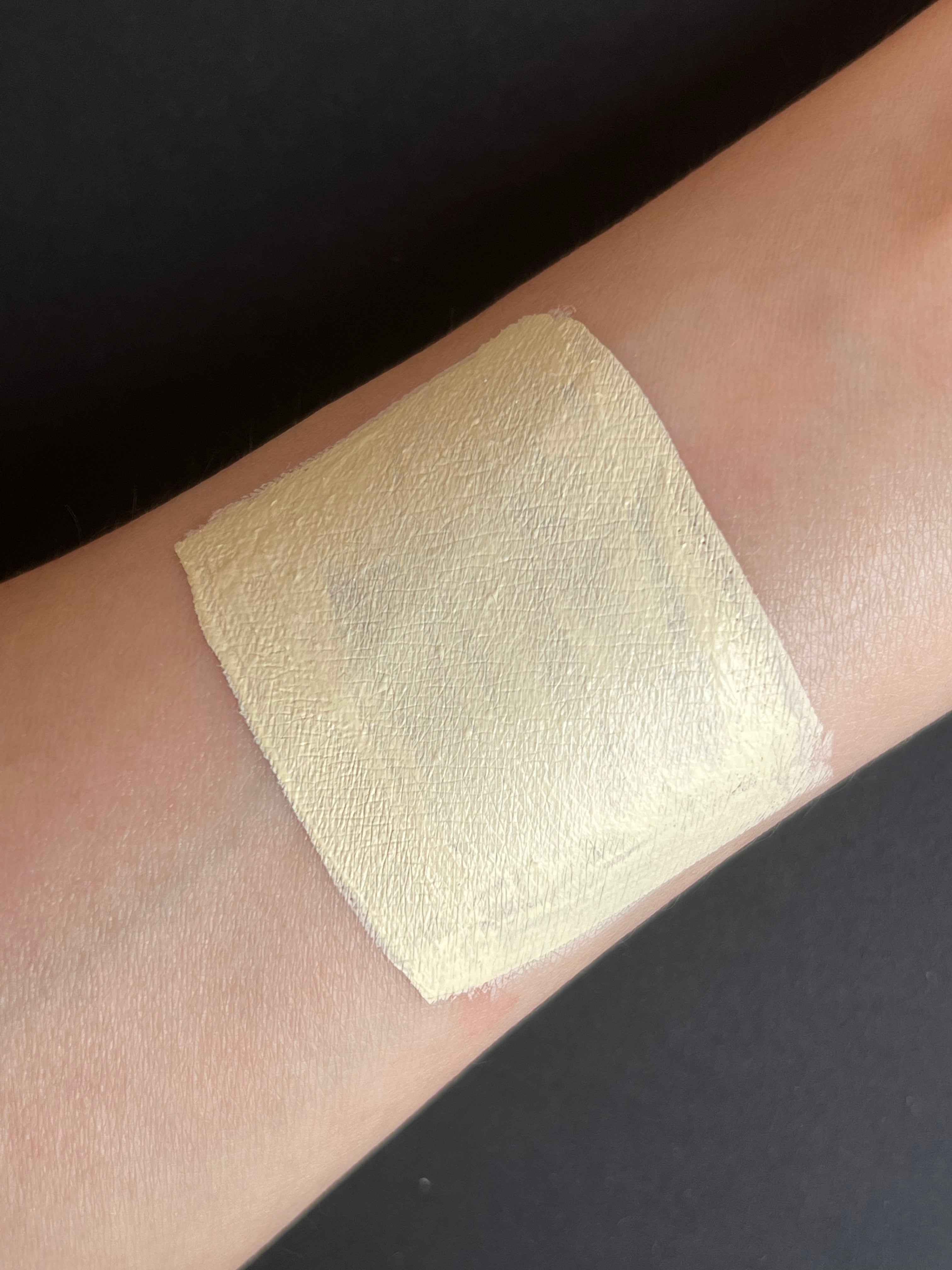 1 - Ivory (Beige) Water Activated Graphic Liner
