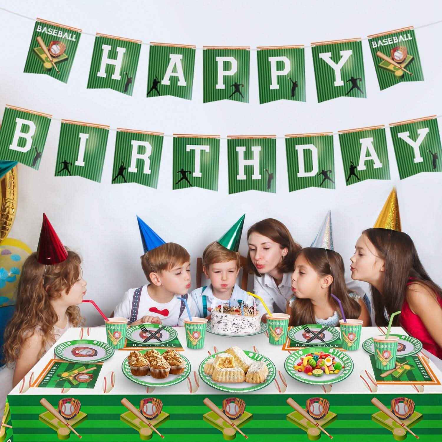171-Pieces: Baseball Birthday Party Disposable Dinnerware Set
