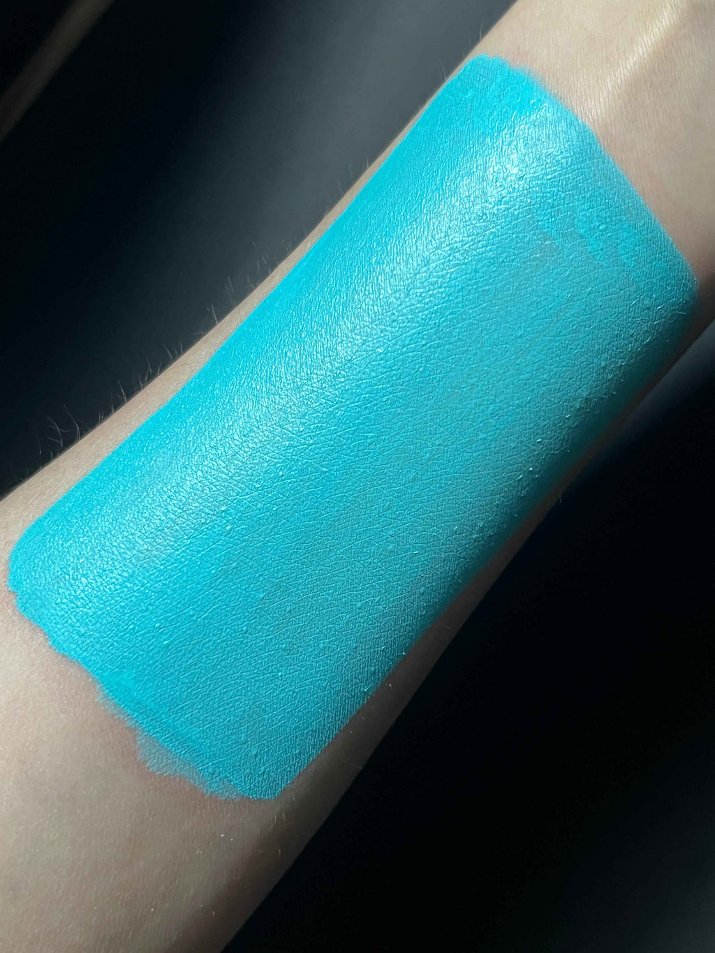 46 - Teal (Blue) Water Activated Graphic Liner