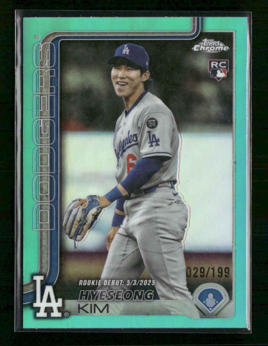 2025 Topps Update Aqua Holo Foil Hyeseong Kim #US312