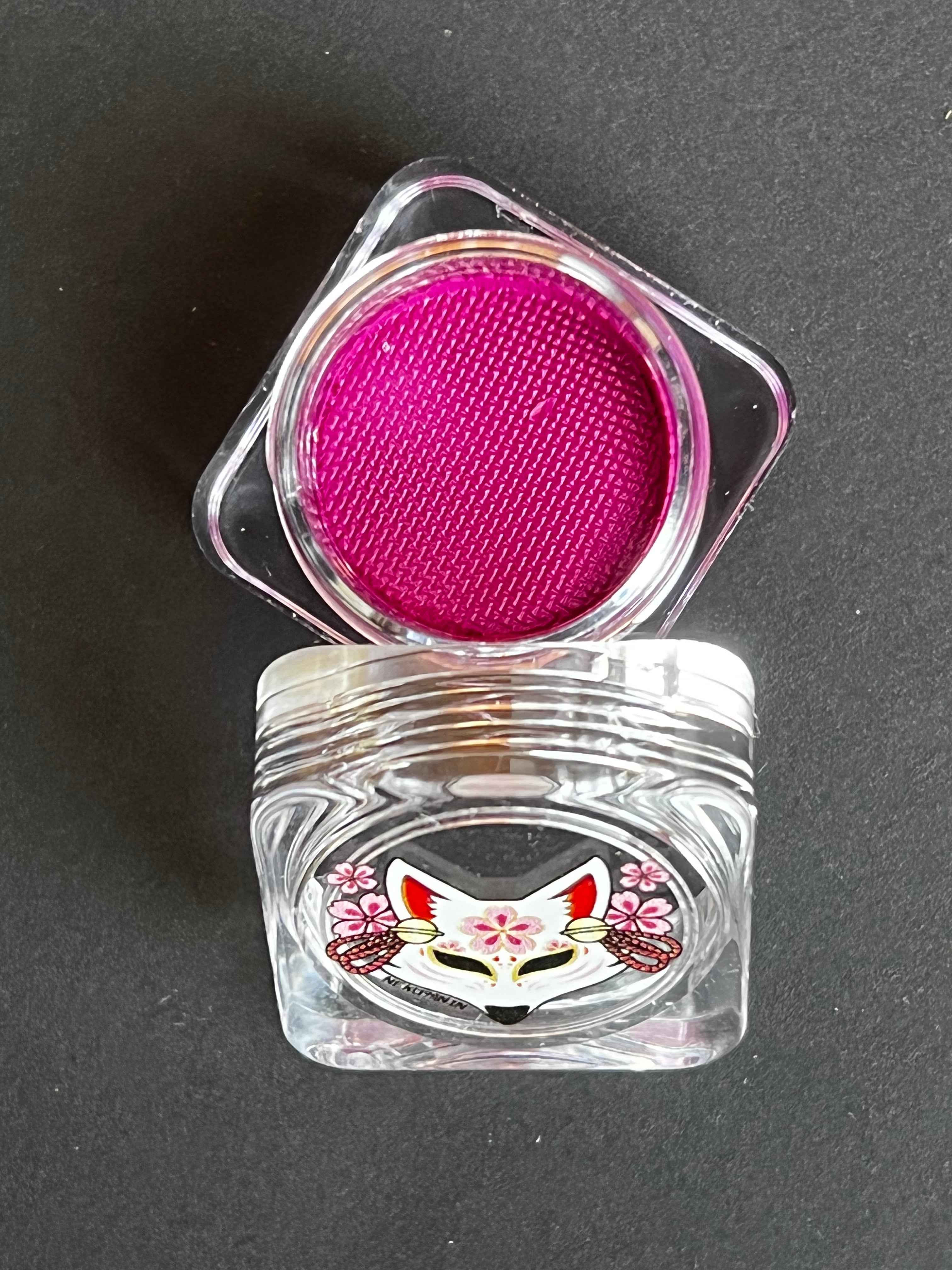 8 - Fuchsia (Pink) Water Activated Graphic Liner