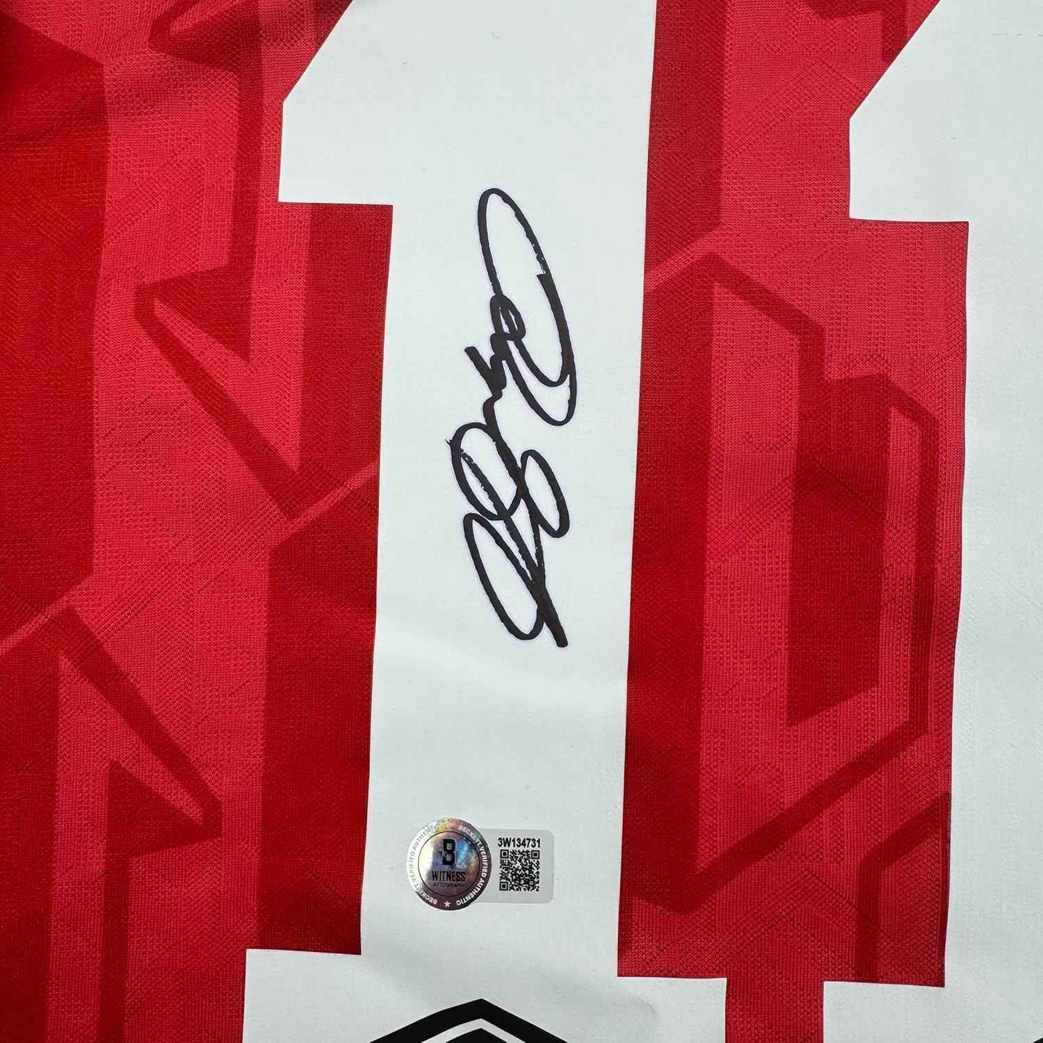 Framed Autographed/Signed Ryan Giggs 35x39 Manchester United Red Soccer Jersey Beckett BAS COA