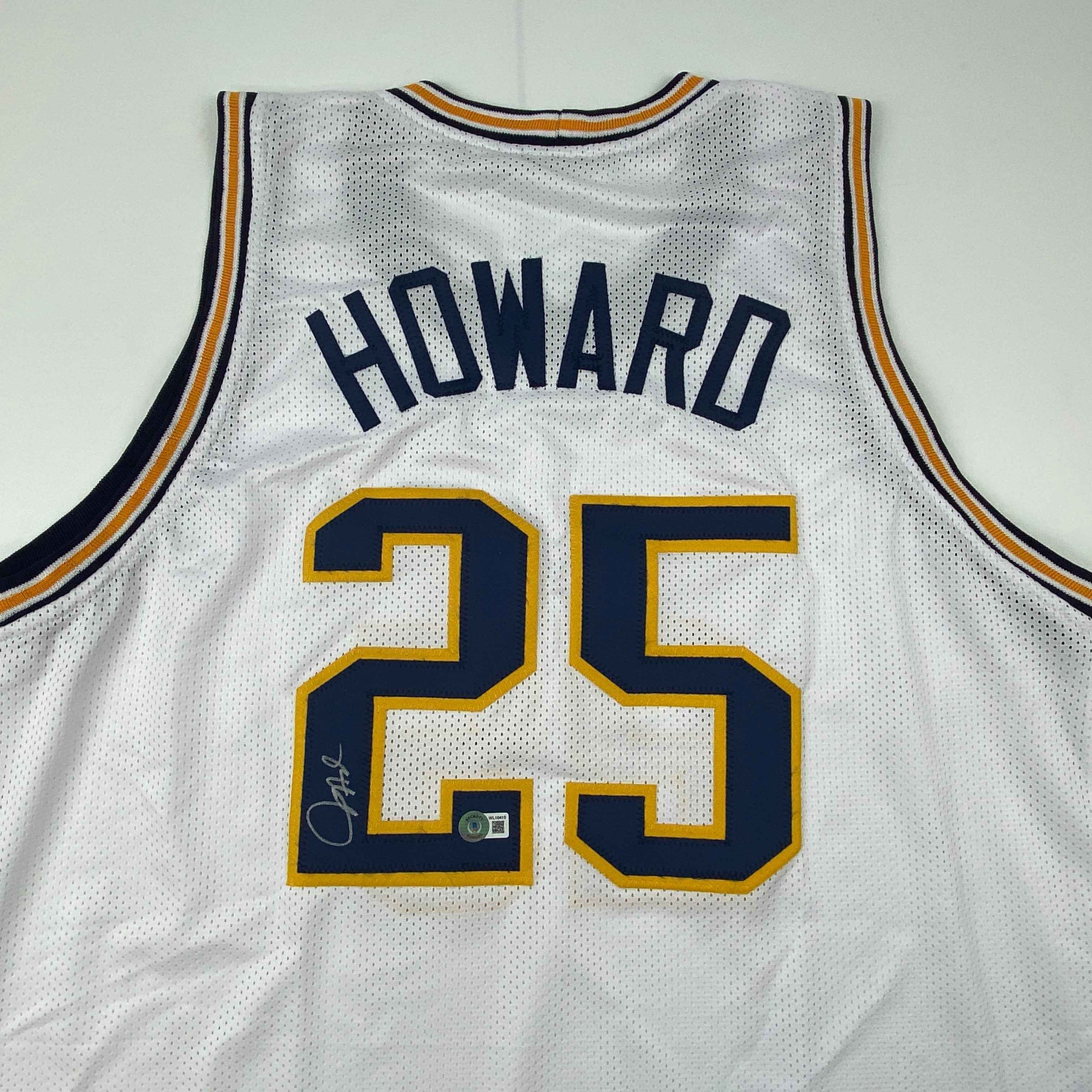Autographed/Signed Juwan Howard Michigan White College Basketball Jersey Beckett BAS COA