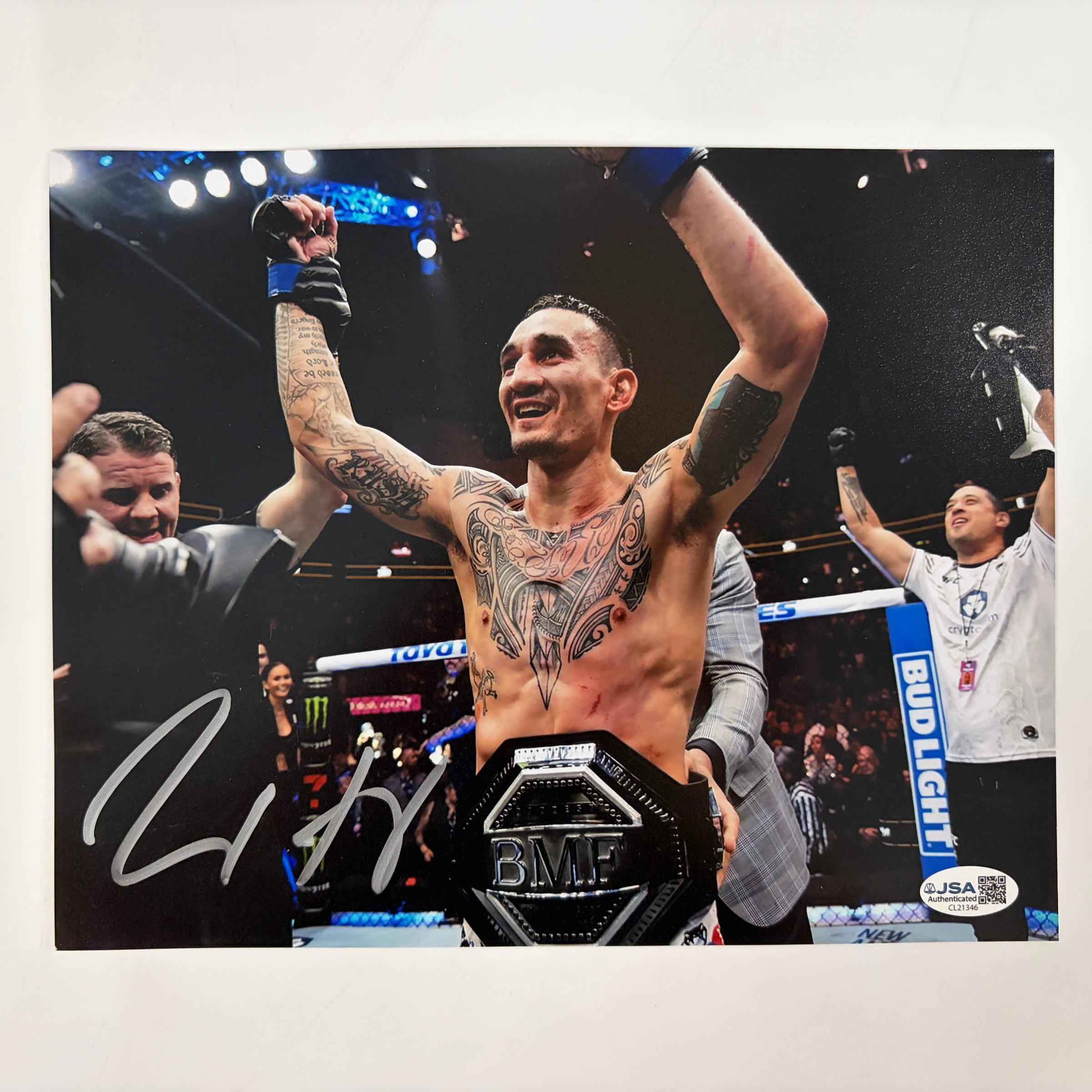 Autographed/Signed Max Holloway UFC MMA Black Fighting 8x10 Photo JSA COA