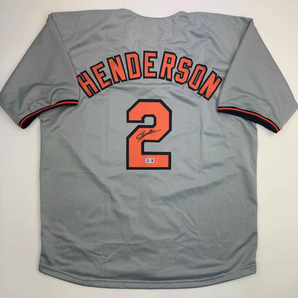 Autographed/Signed Gunnar Henderson Baltimore Grey Baseball Jersey Beckett BAS COA