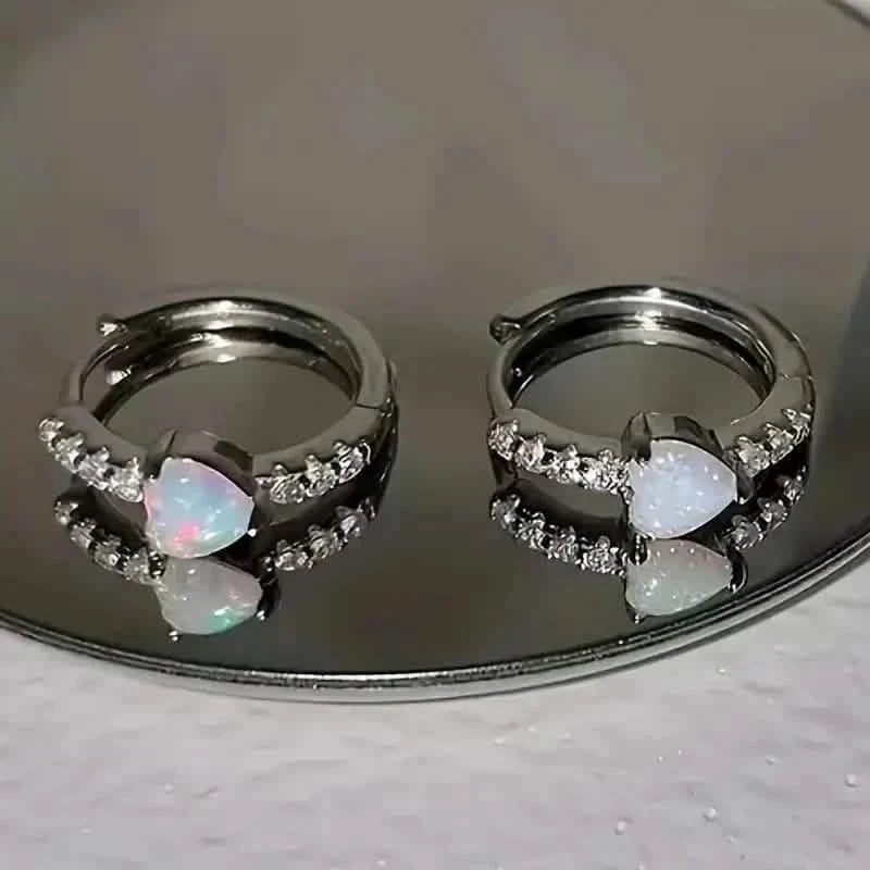 Heart-shaped Synthetic Zirconia Hoop Earrings